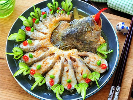 Để có món cá hấp ngon đẹp như nhà hàng, bạn không thể bỏ qua cách làm này!