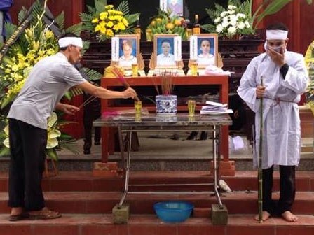 La liệt dấu tay, chân nghi của kẻ sát hại 4 bà cháu