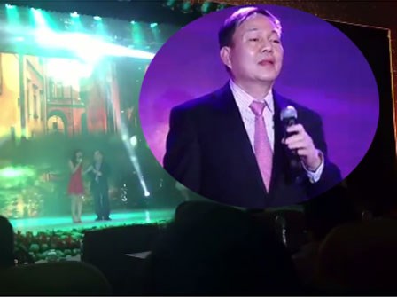 Phó TGĐ Viettel trẻ trung song ca tình tứ bản hit 