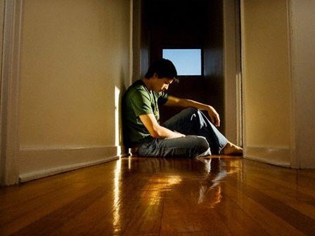 Một cái kết đầy nhục nhã cho người đàn ông tham lam muốn có cả vợ lẫn bồ