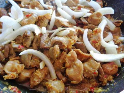 Đơn giản, dễ làm, giá thành lại rẻ với lòng gà đủ món ngon miễn chê-3