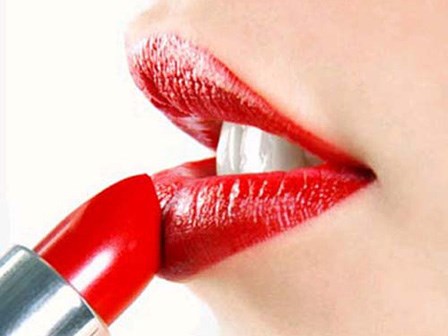 Đánh son mà không biết đến những điều này là bạn đang 'tự sát' đấy