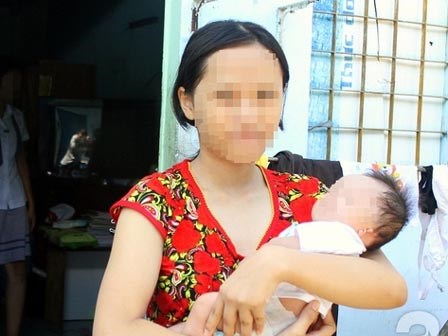 Xót xa nữ sinh cấp 2 trở thành “bà mẹ nhí” đơn thân sau phút