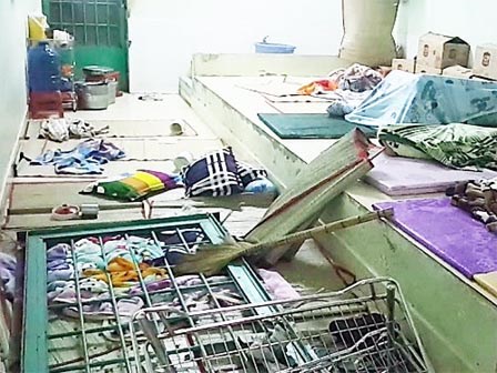 Nhiều phụ nữ hoảng sợ kể lại giây phút bị 562 học viên cai nghiện trốn trại cướp của