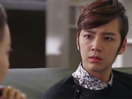 Điếng người vì toan tính của vợ sau khi xé đơn ly hôn và trở về nhà
