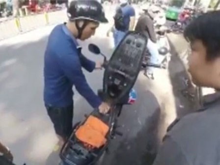 Lật tẩy thủ đoạn giả vờ hết xăng để xin tiền người đi đường