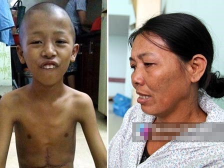 Người mẹ 7 năm làm bốc vác, ăn 