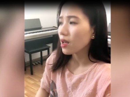 Thuỳ Chi gây sốt với bản cover 'Mong manh tình về' cực hay