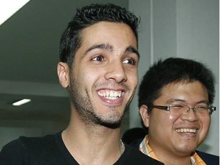 Nụ cười kì lạ của hacker tấn công ngân hàng, đánh cắp 280 triệu đô... cho trẻ em nghèo