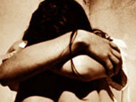 Nữ du khách Anh bị cưỡng hiếp ở Dubai, đi trình báo thì bị bắt vì tội... quan hệ bừa bãi