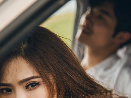 Nhắm mắt nhìn em cặp kè chỉ vì một bí mật chẳng thể nào nói ra