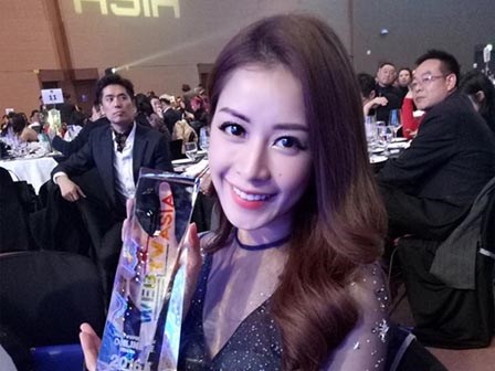 Chi Pu lần nữa làm nức lòng người hâm mộ khi được vinh danh tại WebTV Asia Awards 2016