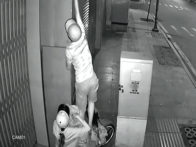 Clip: Đôi nam nữ