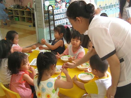 Lương giáo viên đang ở mức cao nhất trong khối hành chính sự nghiệp-1