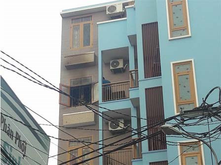 Cháy nhà khiến 4 người bị bỏng nặng