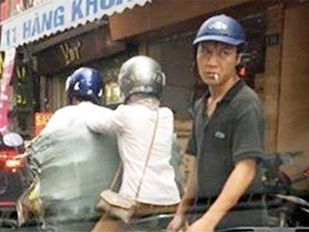 Bắt nghi phạm móc ví phụ nữ gây tranh cãi trên Facebook