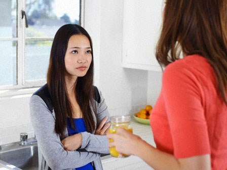 Lên mạng tố chị dâu lười, đến rửa bát cũng đùn đẩy, cô nàng bất ngờ nhận toàn