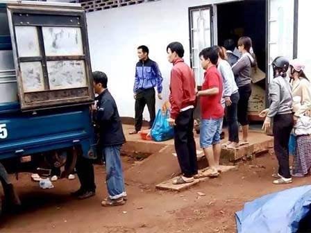 2 mẹ con chết đuối dưới giếng: Gia đình không đủ tiền mua áo quan