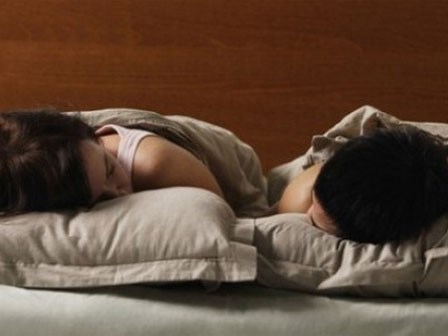 Đầu gối tay ấp suốt 6 năm mới biết bộ mặt thật của người đàn ông 