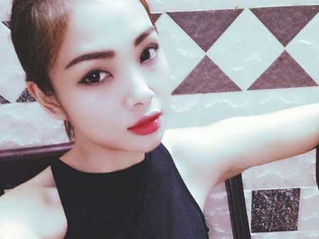 Người phụ nữ gạt nước mắt viết tâm thư cay đắng: