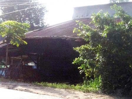 Cha chết bất thường, con gái nguy kịch tại nhà riêng