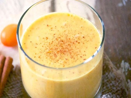 Mỗi sáng đều đặn uống 1 cốc nước nghệ ấm: Hiệu quả chính bạn cũng không ngờ!