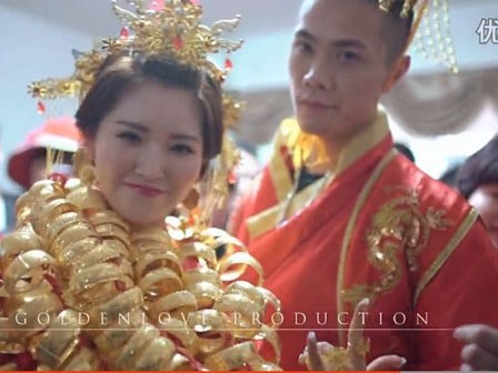 Đám cưới xa xỉ ngập tràn vàng, siêu xe của con trai đại gia Macao
