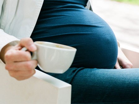 Nỗi ám ảnh của những cô gái mang thai đứa con của kẻ cưỡng hiếp mình