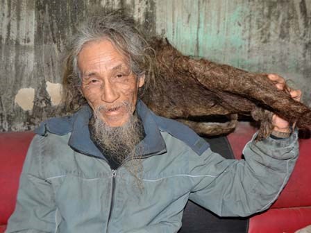 Chuyện về người đàn ông có mái tóc