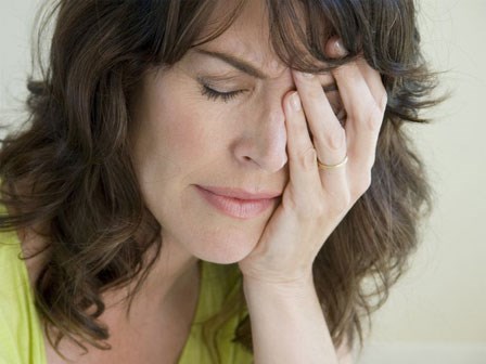 Cùng con dâu đi chúc Tết, tôi cứng họng chỉ biết ngượng ngùng cúi đầu xấu hổ