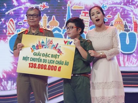 Con trai Công Lý chiến thắng 130 triệu đồng ở game show