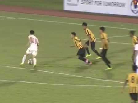 U23 Việt Nam 3-0 Malaysia: Công Phượng kiến tạo và ghi bàn