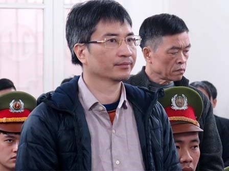Giang Kim Đạt: 'Tiền có được là do... đi xin'