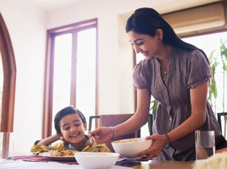 Nhìn thấy vợ mới của chồng cũ làm những điều này, tôi không muốn đòi lại con nữa