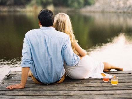 Chồng tôi chẳng bao giờ nhắc đến vợ trên mạng xã hội, và đây là lý do tôi để anh ấy làm vậy