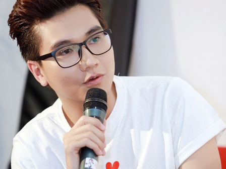 MC Công Tố: Giành cú đúp giải thưởng truyền hình từ năm 21 tuổi, vượt qua căn bệnh mất thính lực ghi dấu ấn tại VTV-9