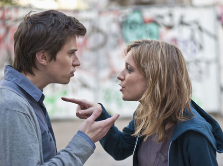 Đăng đàn bóc phốt vợ tưởng được bênh, ông chồng nào ngờ bị dập té tát vì như đàn bà”-4