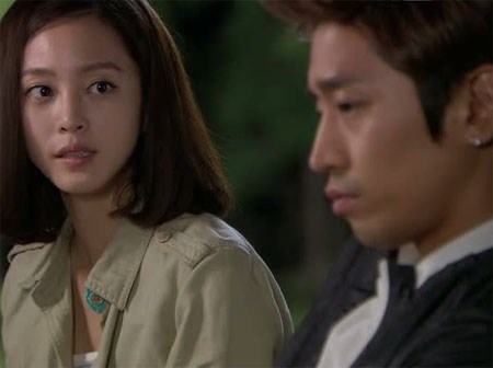 Ly hôn 3 năm mới nhận ra mình yêu sai cách khi thấy chồng cũ làm việc quần quật chăm vợ mới