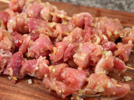 Tuyệt chiêu giúp thịt heo, thịt gà chiên xào lâu cỡ nào cũng chẳng sợ khô, dai