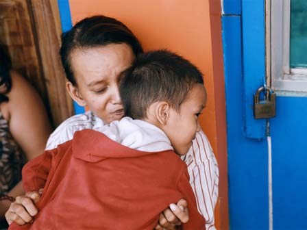 Ngày quốc tế hạnh phúc, nghe mẹ con