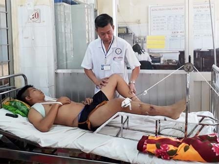 Cảnh sát cơ động bị