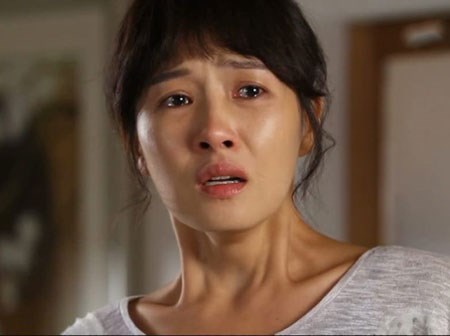 Trước khi mất, người yêu cũ đã nhìn vợ chồng mình bằng ánh mắt đau đáu
