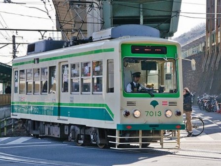 Tokyo loay hoay khôi phục hệ thống tàu điện của thế kỷ trước