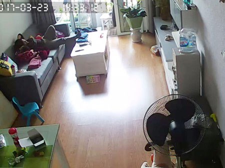 Ngán ngẩm trước lịch trình 1 ngày toàn chơi với ngủ của osin 