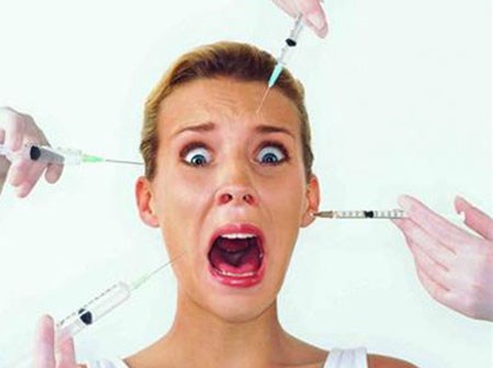 Này vợ, em đẻ xong xấu thật đấy nhưng xin em, đừng bất chấp tất cả để làm đẹp