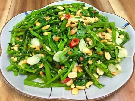 Loại rau quen thuộc trên mâm cơm, chữa được bách bệnh mà bạn gần như không hay biết