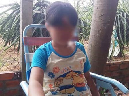 Tiết lộ rợn người của bé gái 11 tuổi bị cha và ông nội xâm hại tình dục