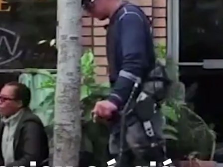 Bê hàng chục kg nhẹ nhàng nhờ áo giáp đặc biệt