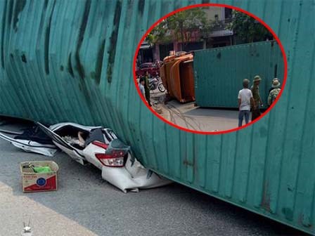 Nhân chứng kể lại phút xe con bị container đè bẹp khiến 2 trưởng phòng trường sư phạm tử vong