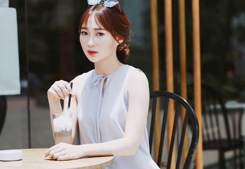 10 cách biến quần áo bình dân thời trang sang chảnh